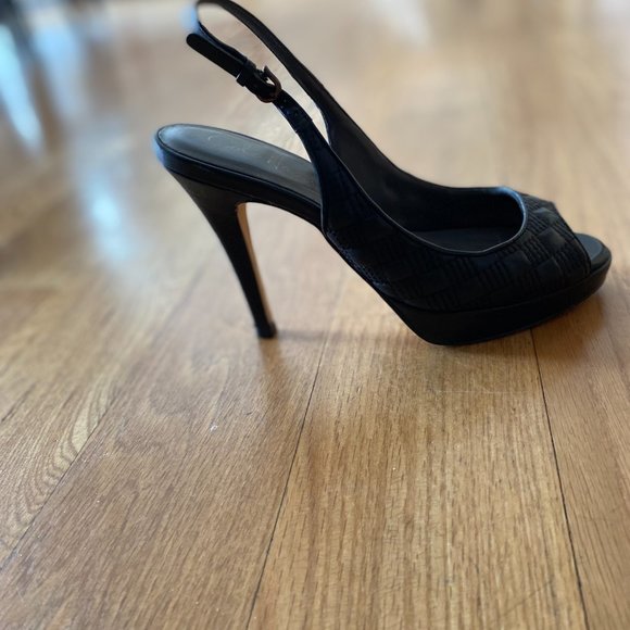 Black Cole Haan Nike Air Stephanie Black Quilted Leather Peep Toe SlingB… - Picture 7 of 9